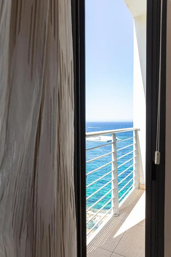 Beautiful Sea View Apartment Sliema Malta